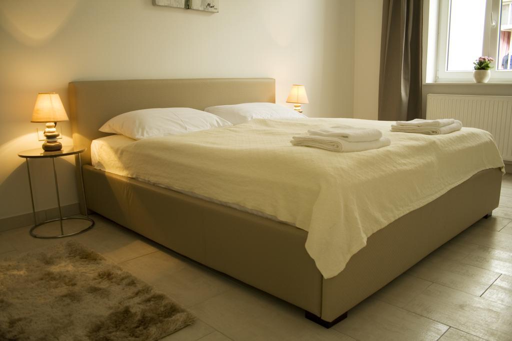 Flowers City Center Apartments Zagreb Bilik gambar